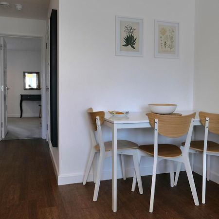 The Martins Apartment Питерборо Стая снимка